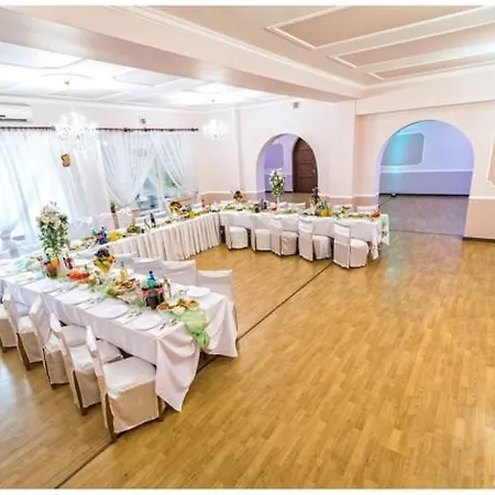 فندق مبيت وإفطار Kompleks Noclegowy 3*