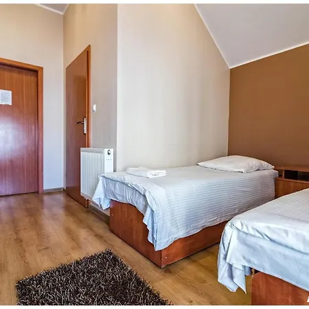 Kompleks Noclegowy فندق مبيت وإفطار فاركه