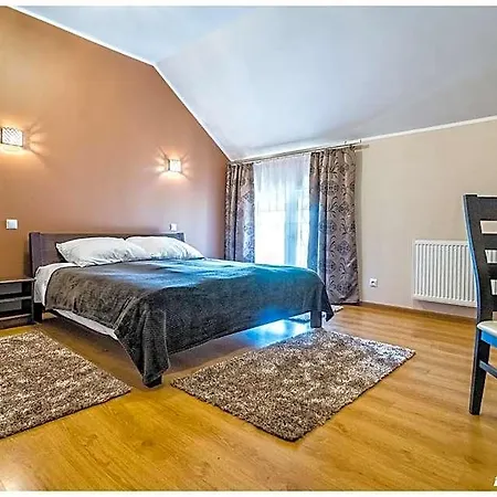 Kompleks Noclegowy 3*