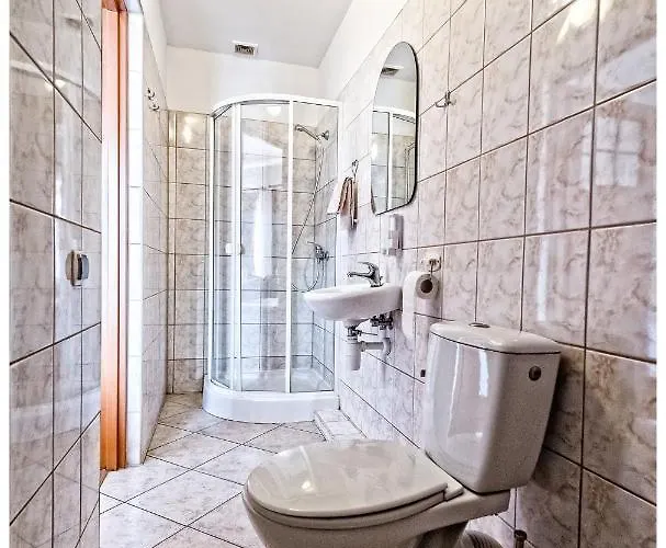 Kompleks Noclegowy Nocleg ze śniadaniem Warka