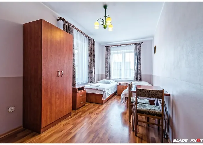 Bed & Breakfast Kompleks Noclegowy Warka